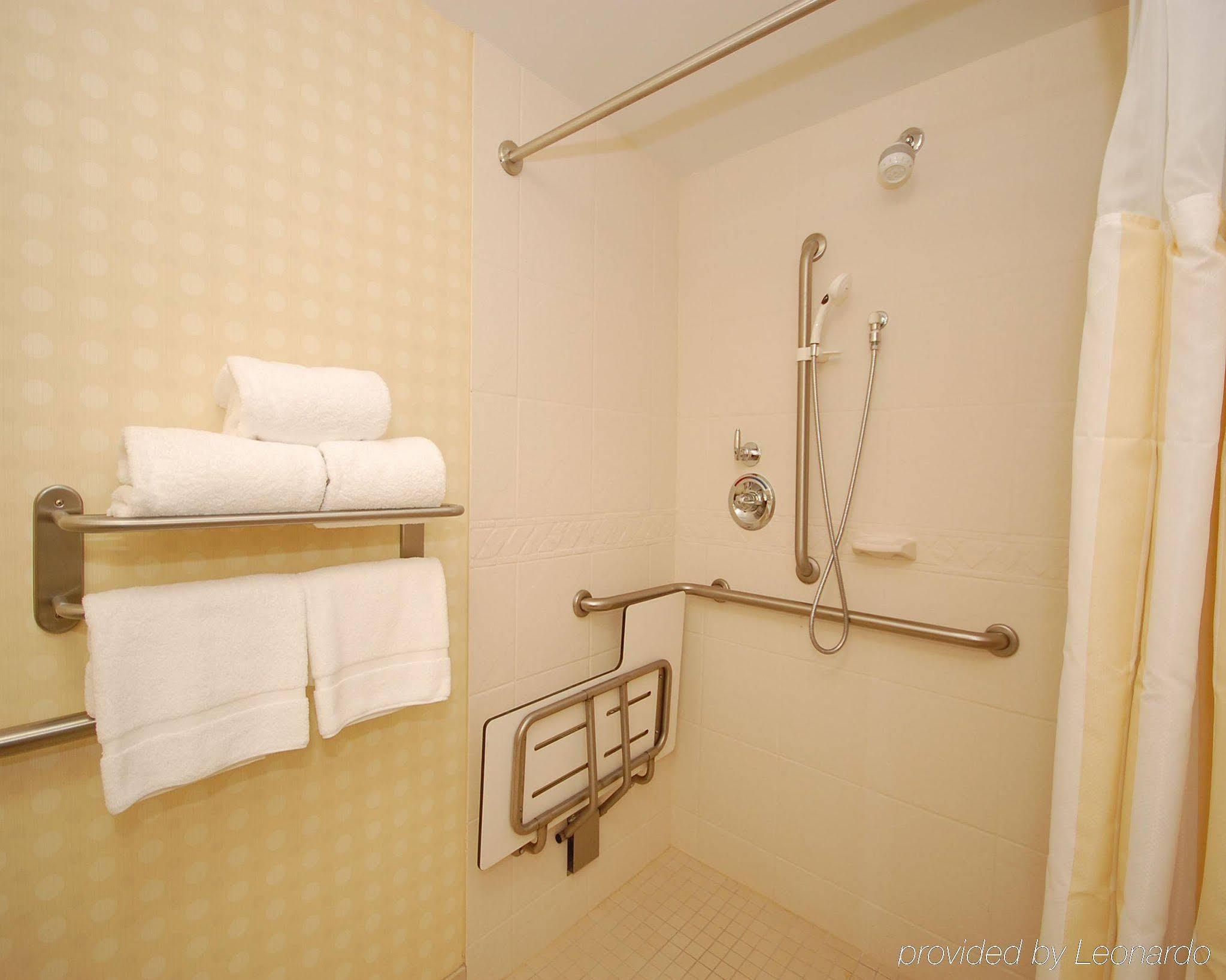 Hilton Garden 3*